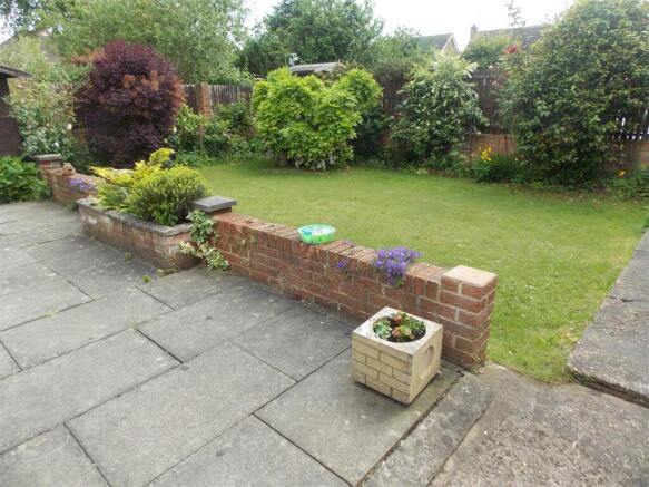 8 Erewash Grove - GARDEN 2.JPG