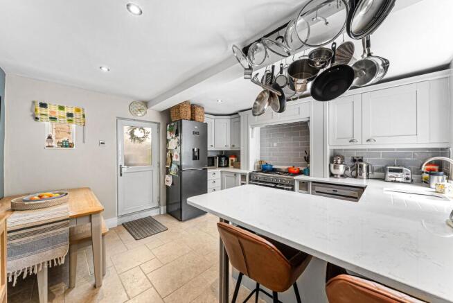4 bed End of Terrace for sale Image 4