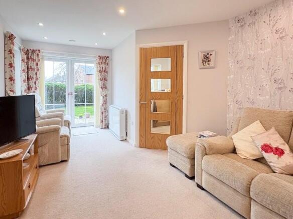 2 bed Apartment for sale Image 5
