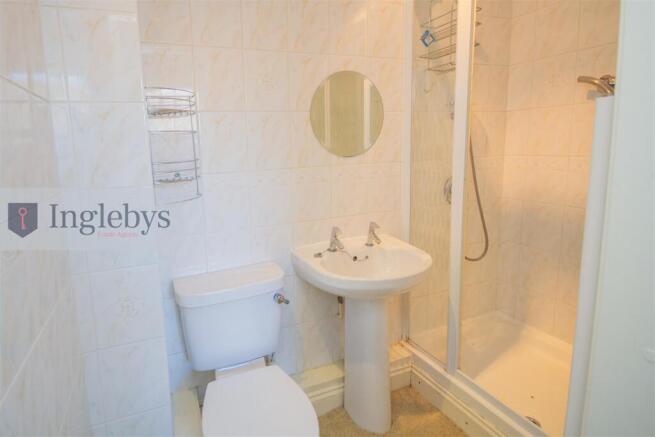 2 bed Apartment for sale Image 11