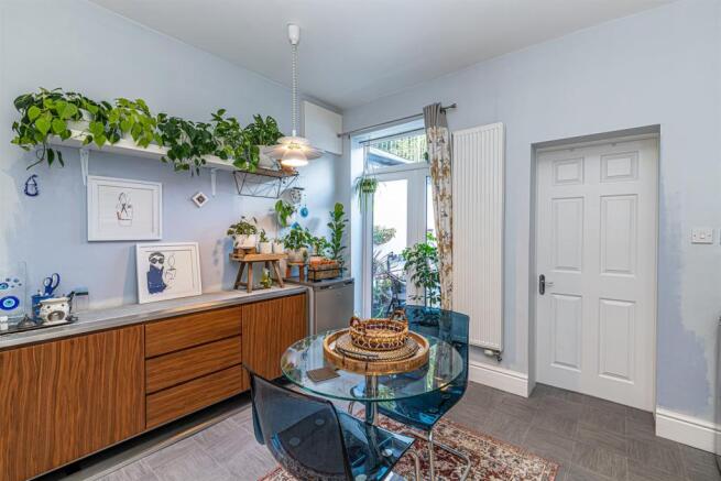 Kitchen/Dining Room