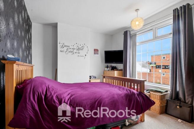 3 bed Terraced for sale Image 11