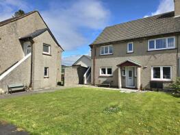 27, Mains Avenue, Helensburgh G84 8QW