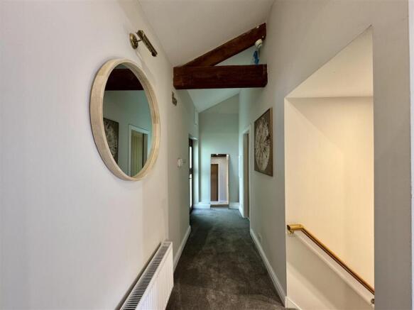 2 bed Detached for sale Image 7