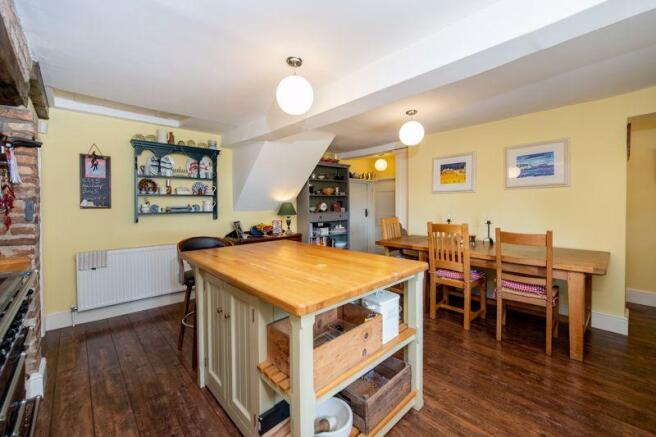 Breakfast kitchen