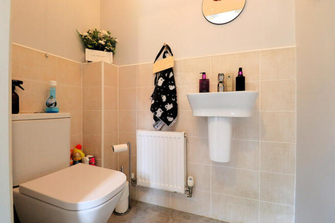 3 bed Detached for sale Image 10