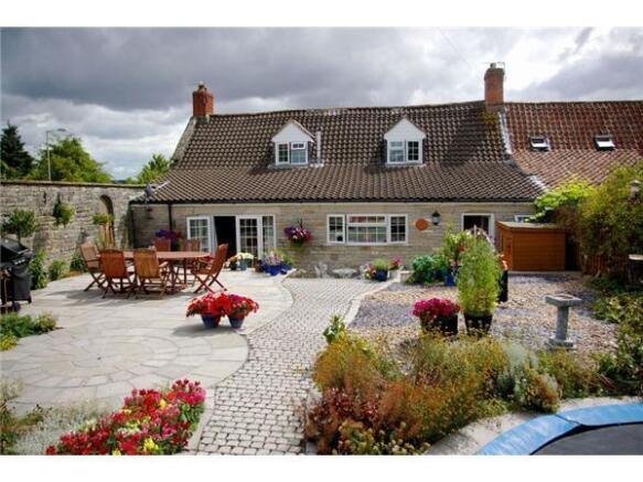 Garden and rear...