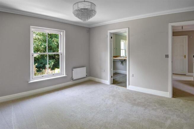 bedroom1_b.jpg