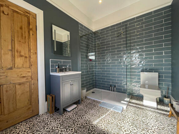 Jack & Jill En-Suite