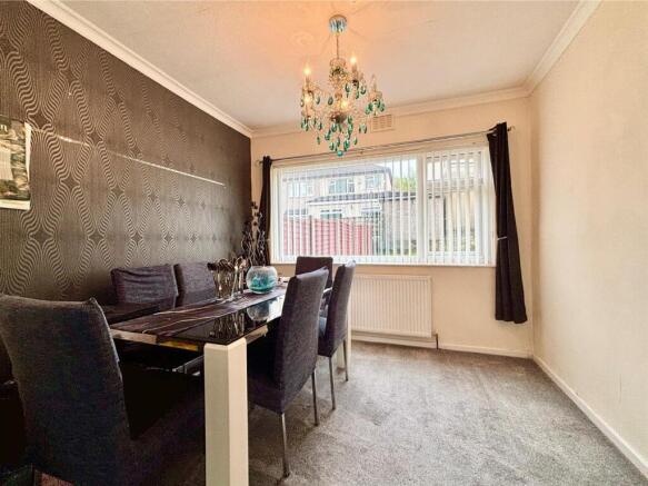 3 bed Semi-Detached for sale Image 6