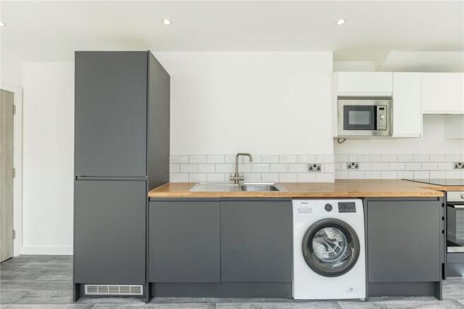 2 bed Apartment for sale Image 7