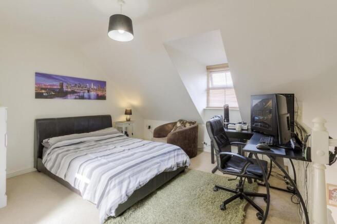 Master bedroom.jpg