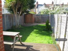 52, Kings Avenue, Watford WD18 7SA