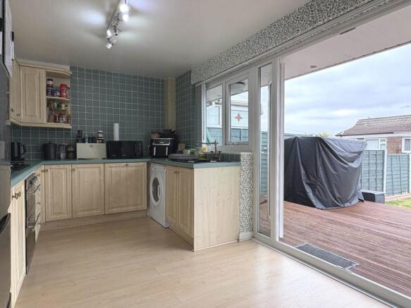 3 bed Semi-Detached for sale Image 5