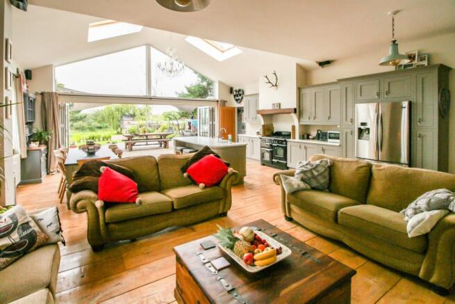 Kitchen/Family Room