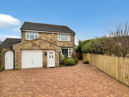 8, Ambleside Walk, Wetherby LS22 6DP