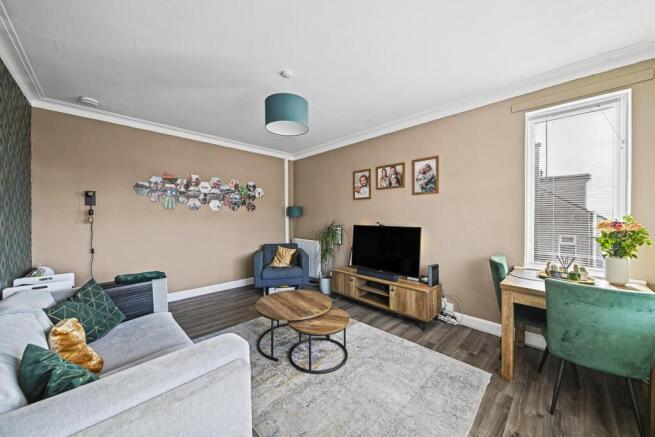 35 INVERGOWRIE DRIVE DUNDEE DD2 1RB 280926 EDIT (2