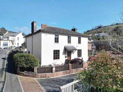 Shute Hill, Bishopsteignton, TQ14