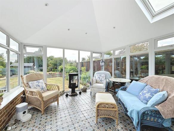 4 bed House for sale Image 7