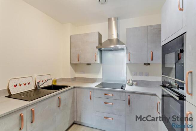 1 bed Apartment for sale Image 7