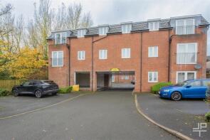 8, Heathlea Gardens, Wigan WN2 4UE