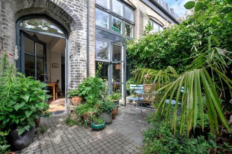 Grange Hall, Stoke Newington, N16