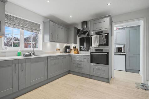 Arborfields Close, Kenilworth, CV8