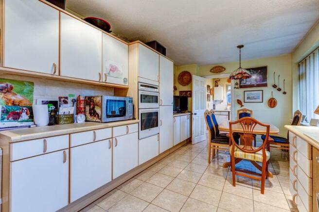 Kitchen 3