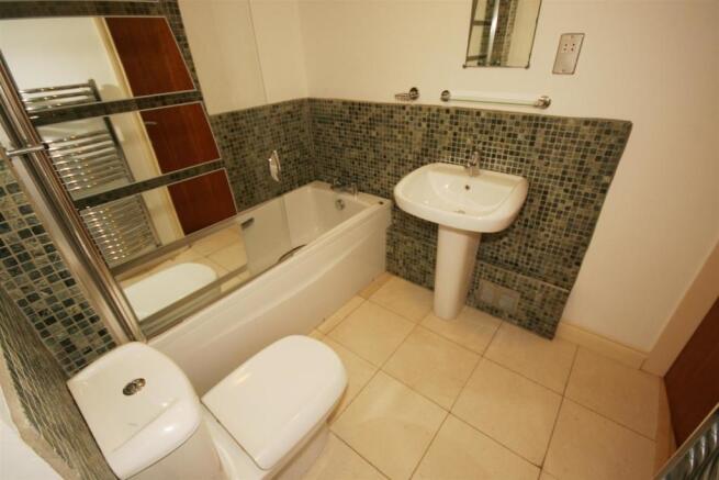 JACK AND JILL BATHROOM