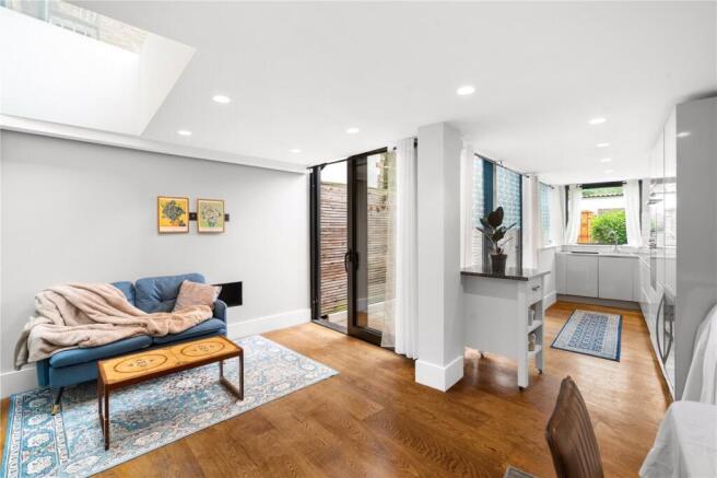Kitchen/Dining Room