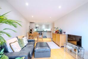 Flat 10, 30, Streatham Place, London SW2 4QY