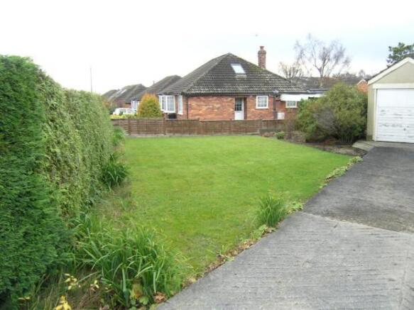 Large Side Garden