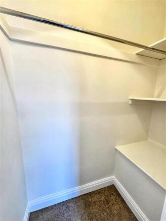 2 bed Terraced for sale Image 8