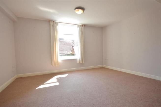 Living Room (2)
