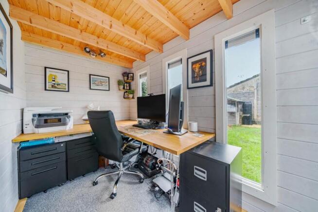 HOME OFFICE