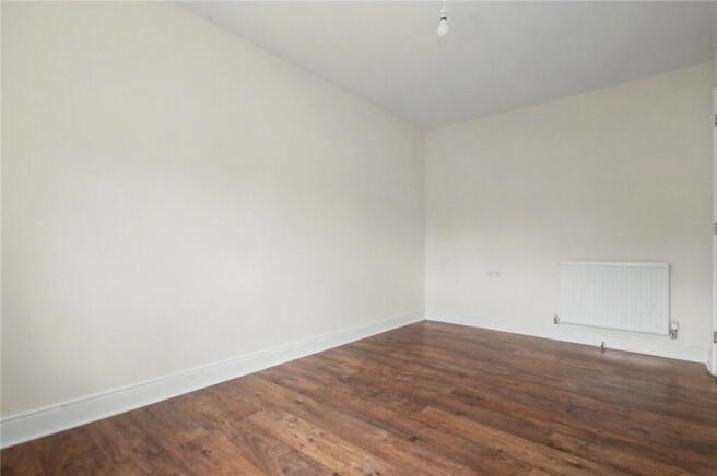 3 bed Semi-Detached for sale Image 7