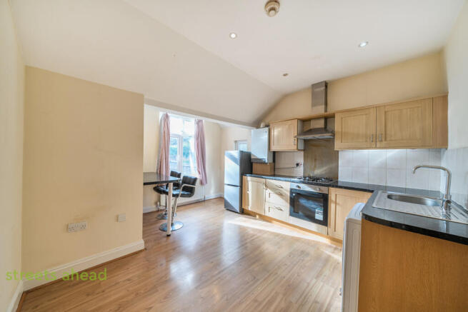 f264f354-625b-4d5...