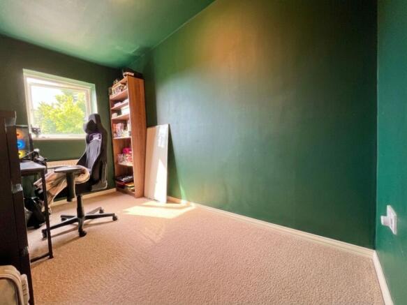 2 bed Apartment for sale Image 11