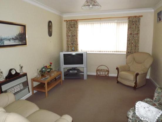 Lounge 2