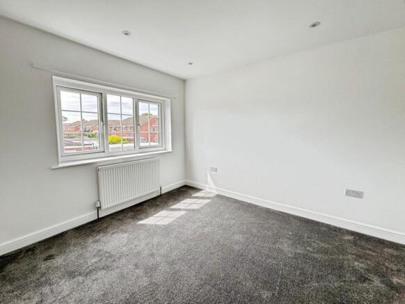 3 bed Detached to rent Image 10