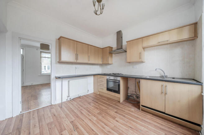 2 bed Terraced for sale Image 5