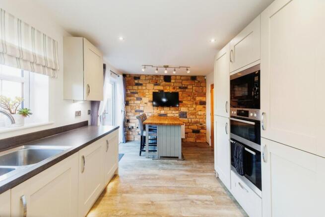 Kitchen/Breakfast