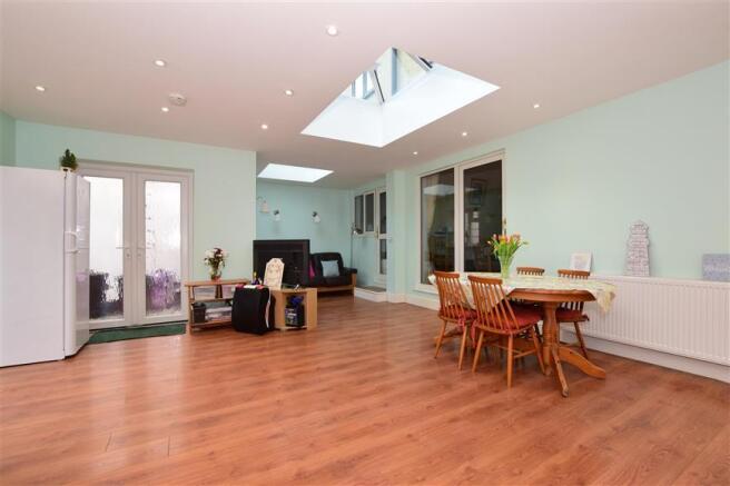 Kitchen/Breakfast Room