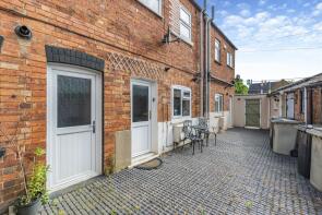 16, North Street East, Oakham LE15 9QL