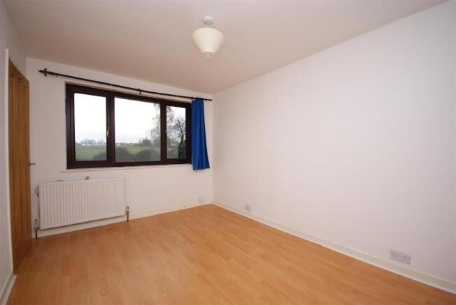 Bedroom 2.JPG