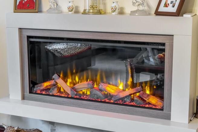 25 Kingfisher Drive (Surfleet)-20.jpg