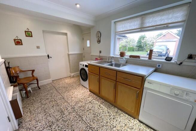 3 bed Detached for sale Image 10