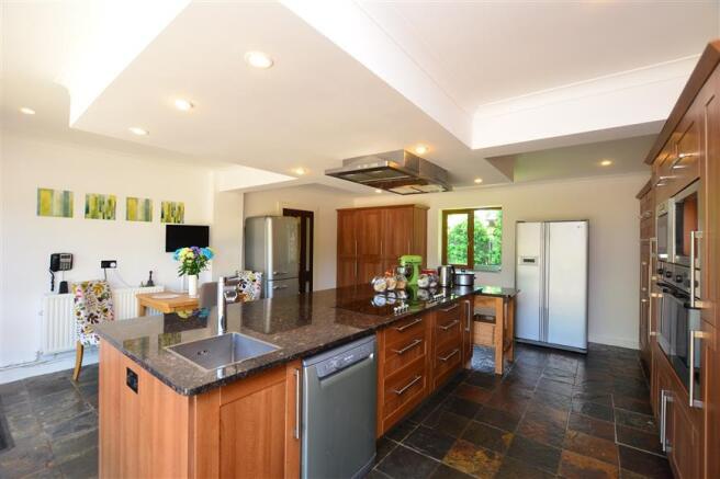Kitchen/Breakfast Room