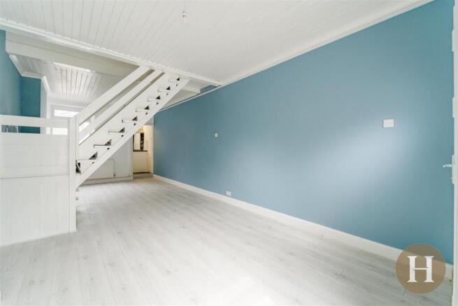 Hadleigh Estate Agents-2.jpg