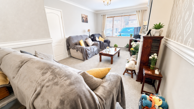Corley Avenue, Cheadle Heath photo 4